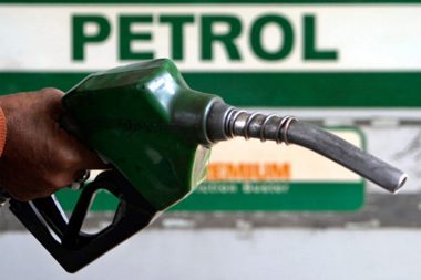 खुशखबरीः GST में शामिल करते ही पेट्रोल के दाम 43 रुपये …!