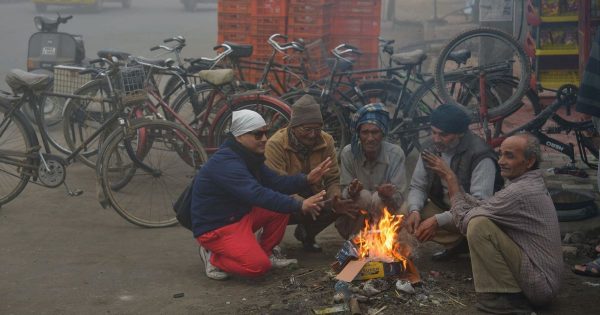 बिहार में कड़क ठंड से ठिठुर रहे लोग अभी राहत नहीं, 24 जनवरी तक के लिए अलर्ट
