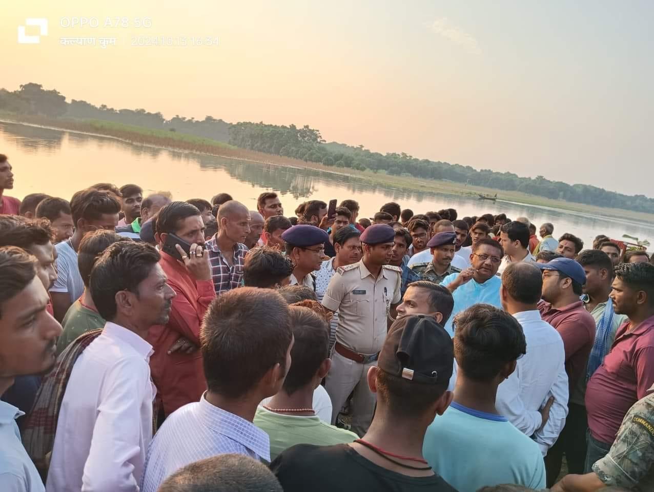 नवगछिया : डूबे युवक का शव 18 घंटे बाद मिला.. परिजनों को सौंप दिया