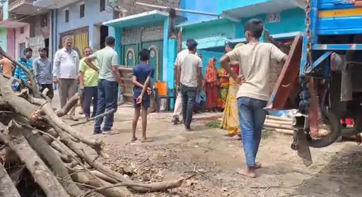 नवगछिया : बिजली के तार से बुरी तरह झुलसे, अस्पताल पहुंचने के बाद तोड़ा दम